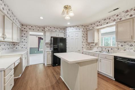 2517 Covington Pointe Trail Fort Wayne IN 46804