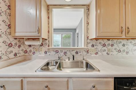 2517 Covington Pointe Trail Fort Wayne IN 46804