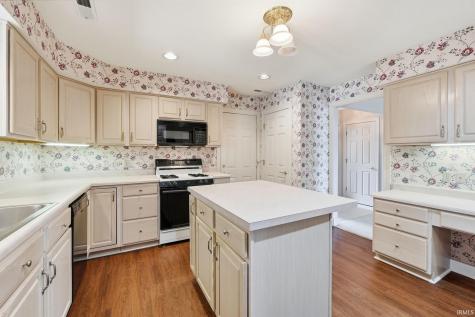 2517 Covington Pointe Trail Fort Wayne IN 46804