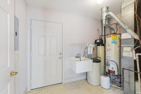 2517 Covington Pointe Trail Fort Wayne IN 46804