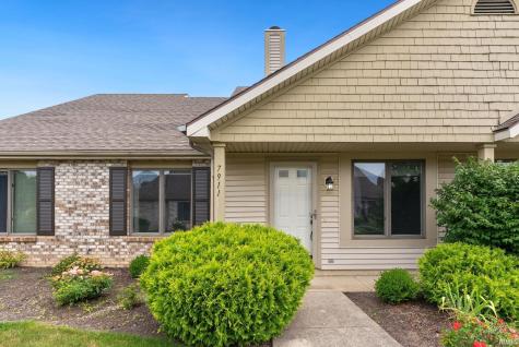 7911 Harrisburg Lane Fort Wayne IN 46835