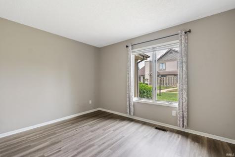 7911 Harrisburg Lane Fort Wayne IN 46835