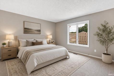 7911 Harrisburg Lane Fort Wayne IN 46835