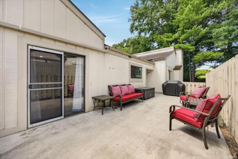 9126 S Greenridge Lane Bloomington IN 47401