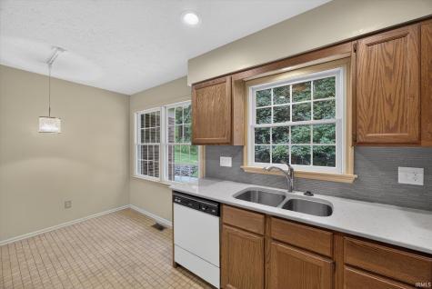 2631 Windermere Woods Drive Bloomington IN 47401