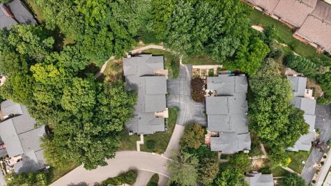 2631 Windermere Woods Drive Bloomington IN 47401