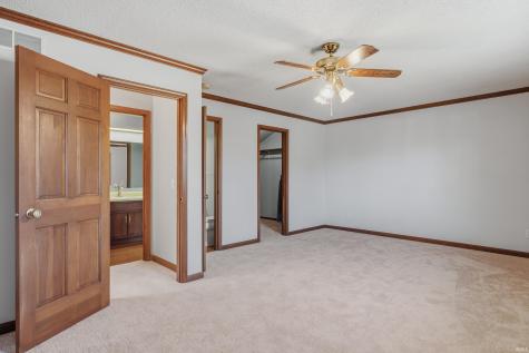 2910 Cutter Cove Fort Wayne IN 46815
