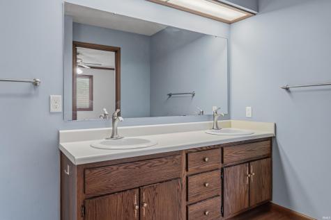 2910 Cutter Cove Fort Wayne IN 46815