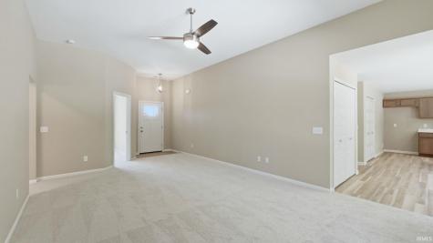 1403 E Boulder Run Columbia City IN 46725