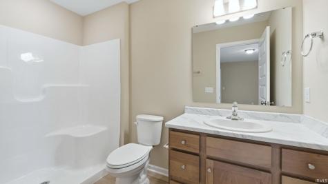 1403 E Boulder Run Columbia City IN 46725