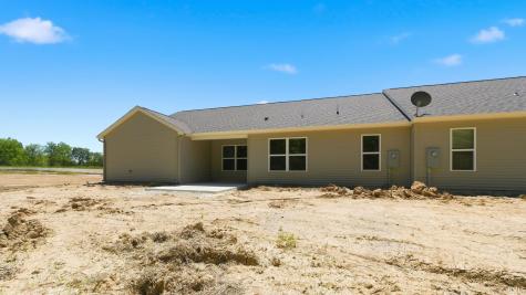 1403 E Boulder Run Columbia City IN 46725