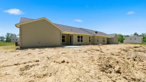 1403 E Boulder Run Columbia City IN 46725