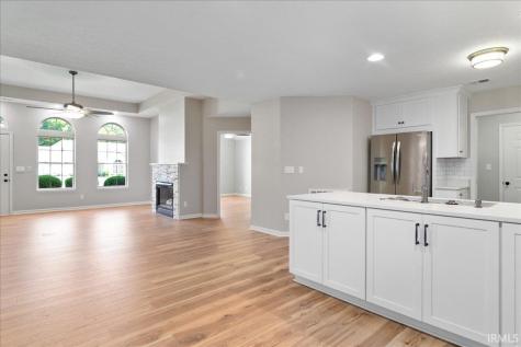 8103 Gate Way Drive Evansville IN 47715