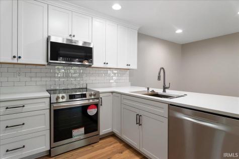 8103 Gate Way Drive Evansville IN 47715