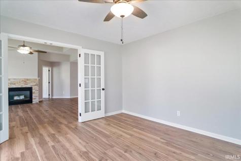 8103 Gate Way Drive Evansville IN 47715