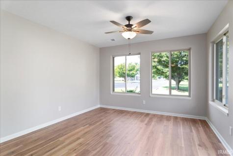 8103 Gate Way Drive Evansville IN 47715