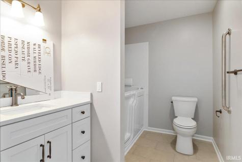 8103 Gate Way Drive Evansville IN 47715