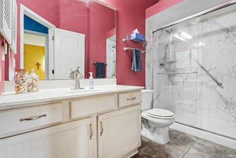 709 Villa Court South Bend IN 46614