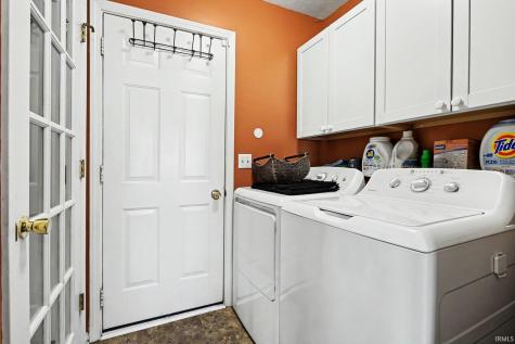 709 Villa Court South Bend IN 46614