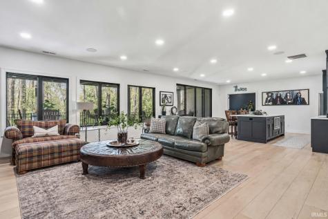 3912 Vermilion Cliffs Fort Wayne IN 46814