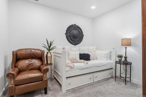 3912 Vermilion Cliffs Fort Wayne IN 46814