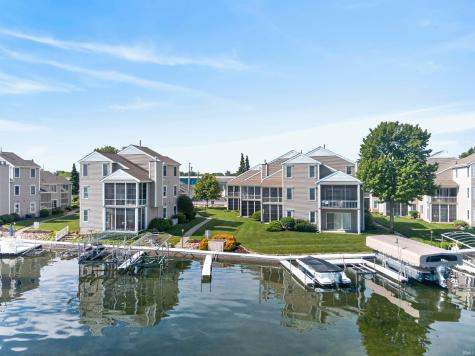 306 E Medusa Street Syracuse IN 46567