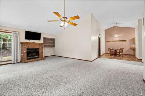 1903 Twin Oaks Lane Lafayette IN 47905