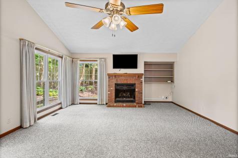 1903 Twin Oaks Lane Lafayette IN 47905