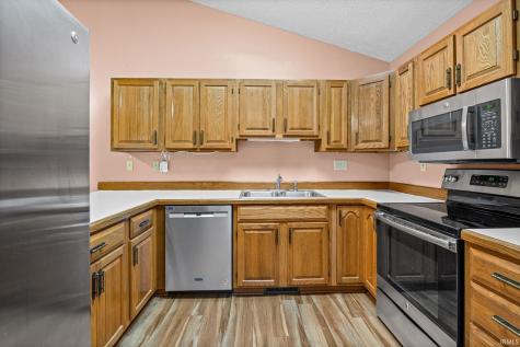1903 Twin Oaks Lane Lafayette IN 47905