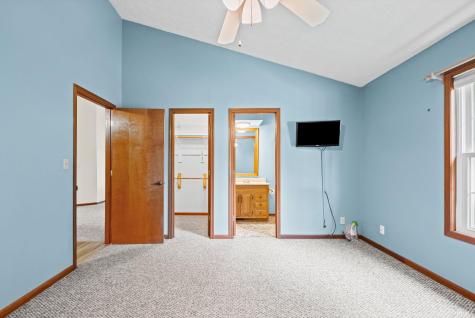 1903 Twin Oaks Lane Lafayette IN 47905