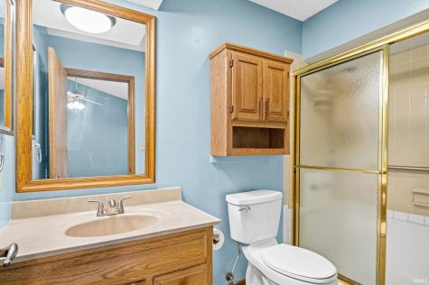 1903 Twin Oaks Lane Lafayette IN 47905