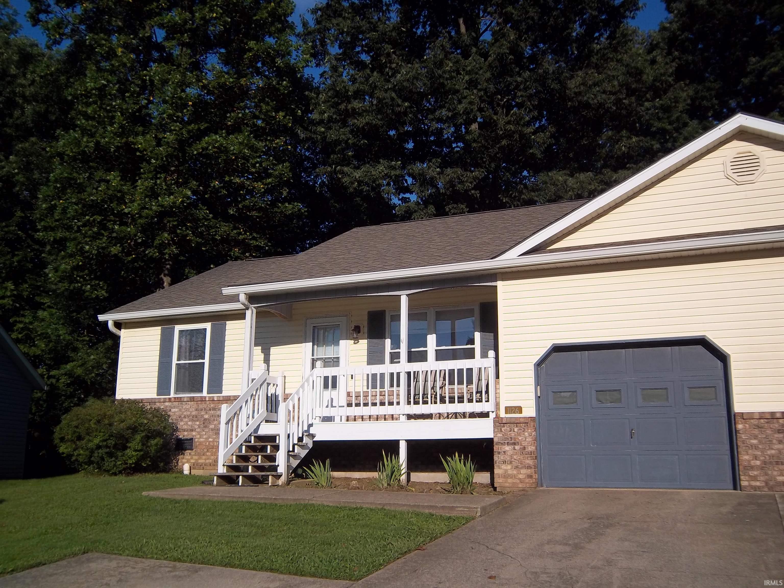 1126 N Forest View Drive Ellettsville IN 47429
