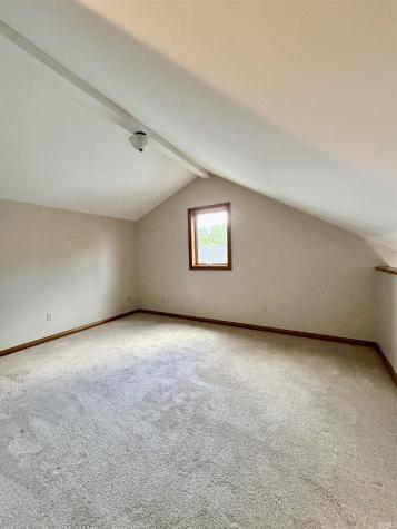 536 Tattersholl Court Fort Wayne IN 46804