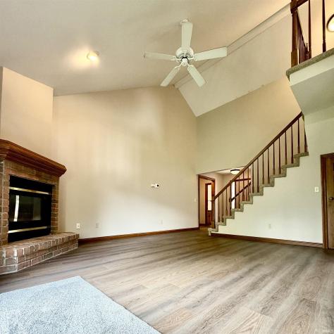 536 Tattersholl Court Fort Wayne IN 46804