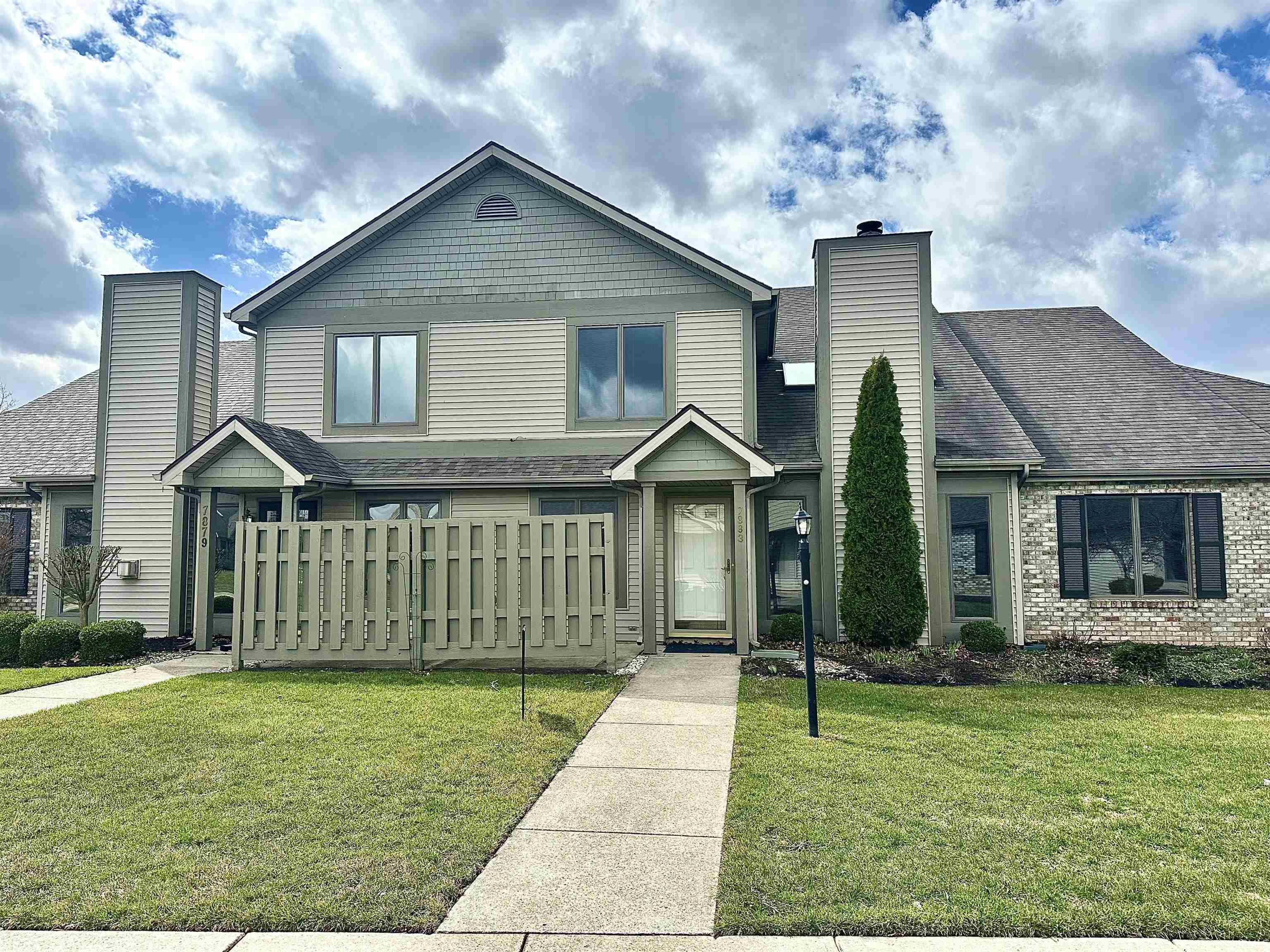 7883 Harrisburg Lane Fort Wayne IN 46835