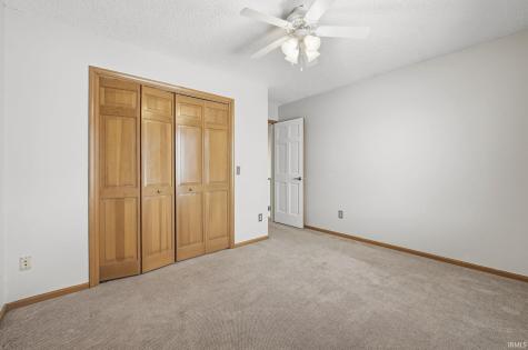 7883 Harrisburg Lane Fort Wayne IN 46835