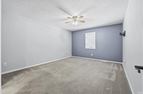 7883 Harrisburg Lane Fort Wayne IN 46835