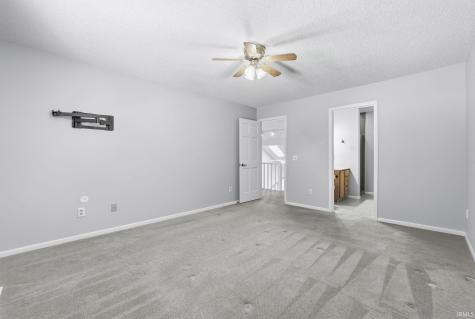 7883 Harrisburg Lane Fort Wayne IN 46835