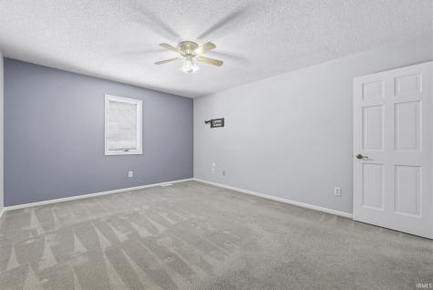 7883 Harrisburg Lane Fort Wayne IN 46835