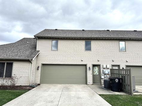 7883 Harrisburg Lane Fort Wayne IN 46835