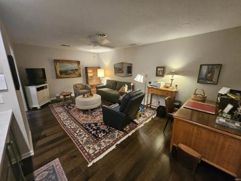 6618 Newburgh Road Evansville IN 47715