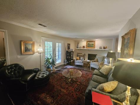 6618 Newburgh Road Evansville IN 47715