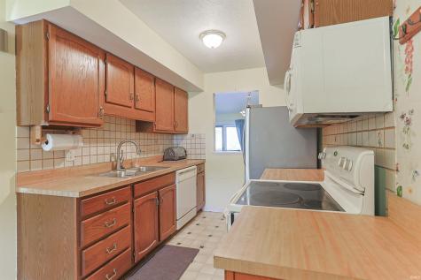 1870 St Michaels Court South Bend IN 46614