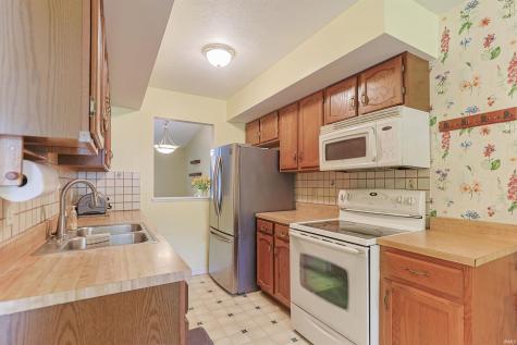1870 St Michaels Court South Bend IN 46614