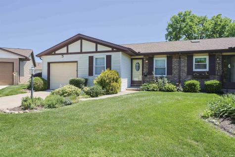 1870 St Michaels Court South Bend IN 46614