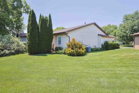 1870 St Michaels Court South Bend IN 46614