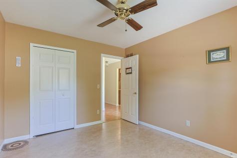 1870 St Michaels Court South Bend IN 46614