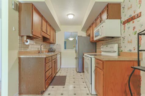 1870 St Michaels Court South Bend IN 46614