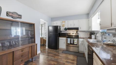 2102 Bayside Court Fort Wayne IN 46804