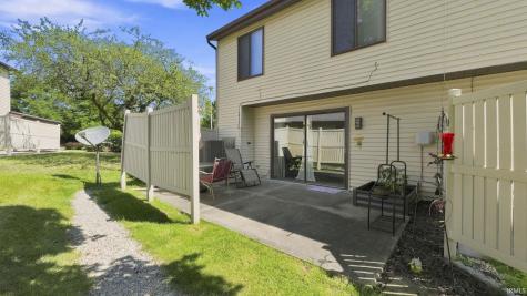 2102 Bayside Court Fort Wayne IN 46804